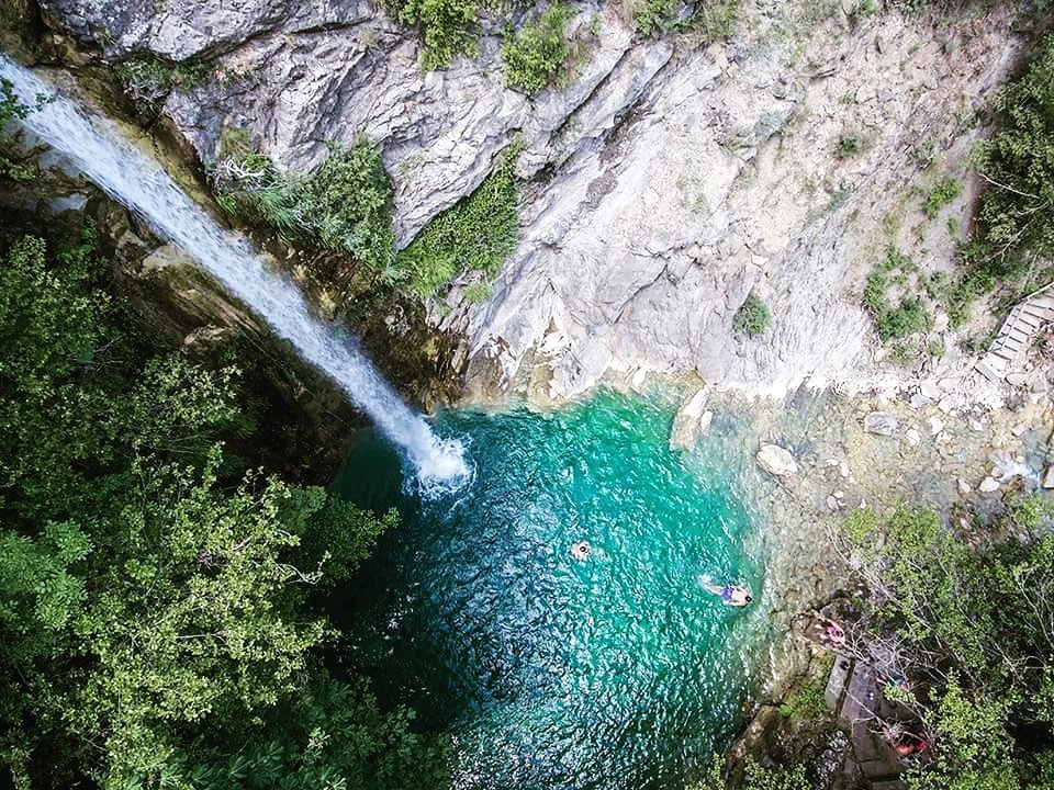  Balta Stringa vodopad nedaleko od mesta Iliochori
